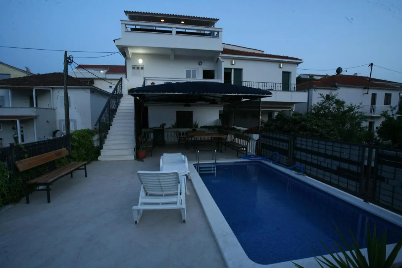 Antique Apartment Trogir