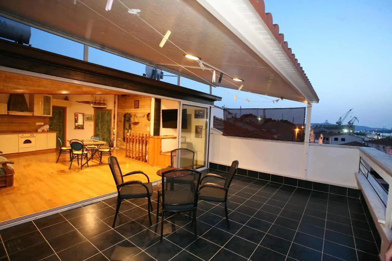 Antique Apartment Trogir